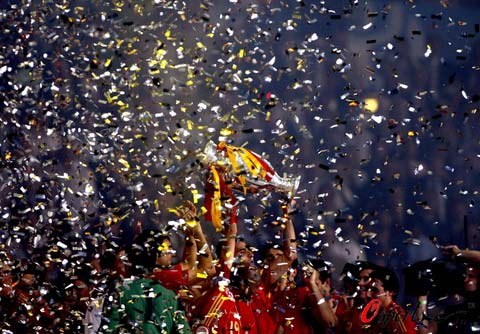 圖文-西班牙隊奪得歐洲盃冠軍歐洲盃落幕繁花似錦