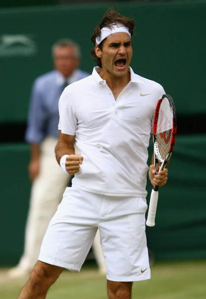 图文-温网费德勒击败萨芬跻身决赛天王怒吼发泄