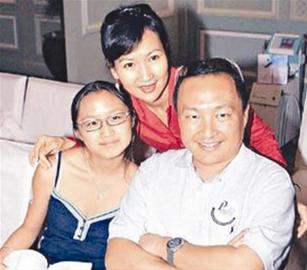 关之琳被曝曾是第三者并骚扰过成龙老婆(附图)