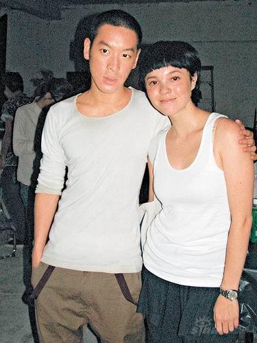 麦浚龙不愿看钟欣桐新书强调是朋友关系(图)