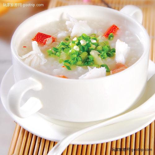 奢华罕见自助餐：上汤炖鳄鱼 极品龙虾粥(组图)