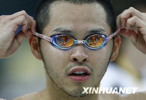 北岛康介打破男子100米蛙泳世界纪录夺冠 中国