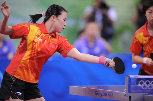 组图：乒乓球女团半决赛 中国队3-0战胜中国香港队