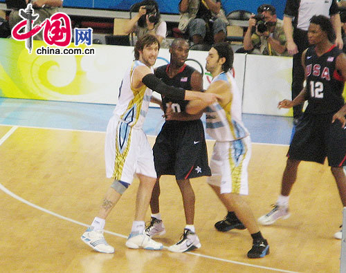 阿根廷队绝地阻击 81:101不敌美国男篮虽败犹