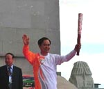 北京残奥会圣火在呼和浩特传递