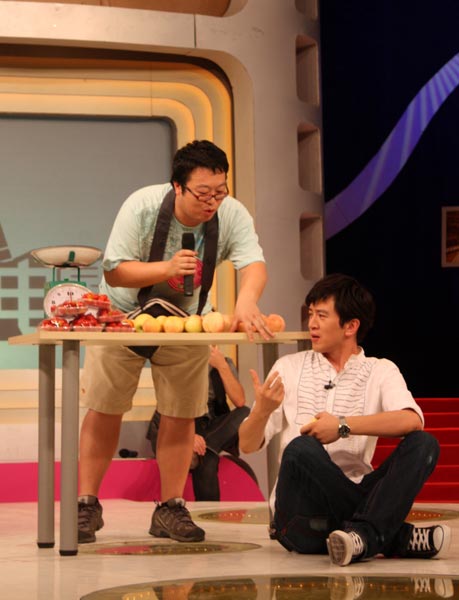 郭家铭《爱秀电影》与选手现场飚戏卖力演出