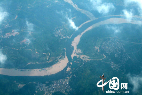 空中俯瞰温州：地面建筑清晰可见 摄影/吴阳