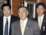 日本新任国土交通大臣宣布辞职[组图]
