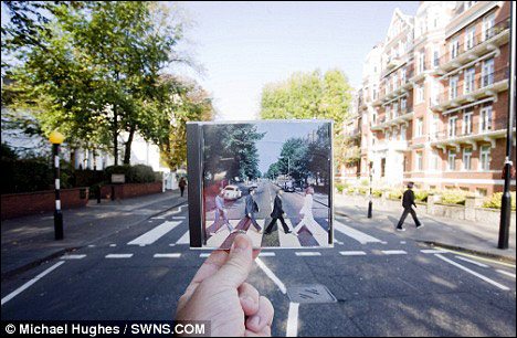 甲殼蟲樂隊的《Abbey Road》專輯封面與倫敦街景的結(jié)合