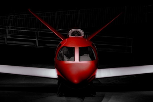 美国西锐设计公司西锐视野SJ50飞机完成首飞