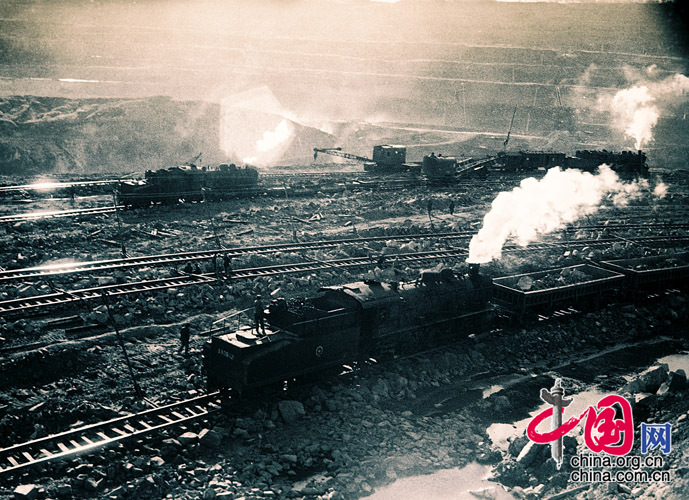 蒸汽机车生产时期 中国网/王来顺摄
