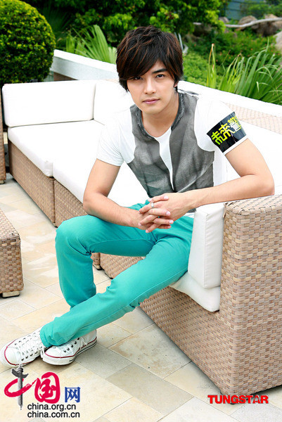  贺军翔 第一次演 电影  戏中饰演刘德华上司(图) 