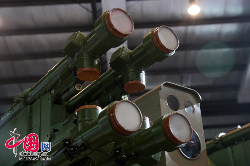 2008珠海航展 TD-2000B弹炮结合武器系统，火箭发射管 中国网 杨佳/摄影