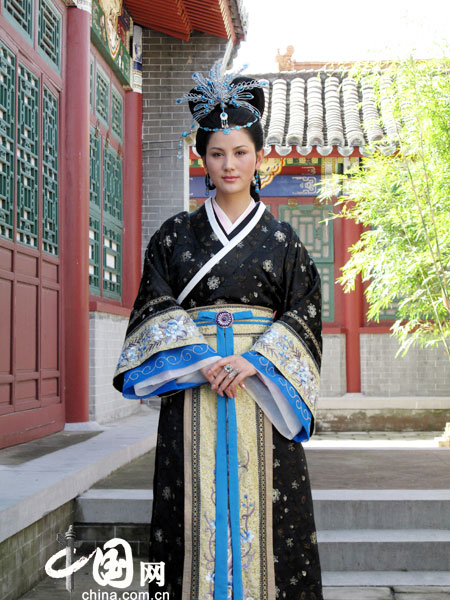 电影版《红楼》转战横店 李婉僮创新演绎王熙凤