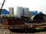 浙江余杭码头爆炸造成装载250吨浓硫酸船只沉没[组图]