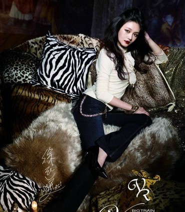 首页 >> 娱乐新闻  美容大王大s   "美容大王大s徐熙媛一向对自己要求