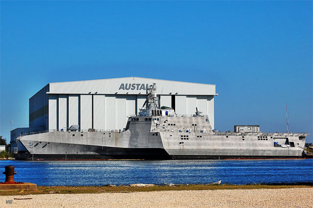 LCS-2由阿拉巴马州的AUSTAL造船厂建造