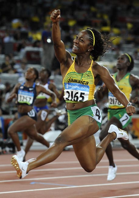 8月17日，北京奥运会女子百米飞人大战中，牙买加名将安•弗雷泽以10秒78的成绩勇夺女子100米金牌。