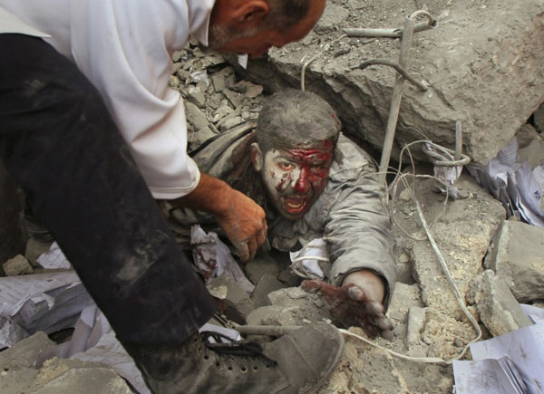 以军空袭 巴勒斯坦遭遇20多年来最血腥一天[组图]