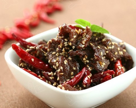 麻辣鲜香有韧劲:馋死人的下酒菜麻辣牛肉 麻辣鲜香有韧劲:馋死人的下酒菜麻辣牛肉