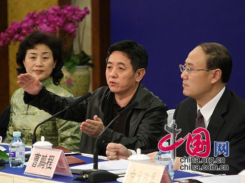 丁向陽副市長出席會議並作重要指示. 中國網 攝影 楊佳