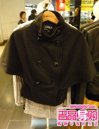 服饰消费:脱下厚羽绒10款抢眼短款外套 服饰消费:脱下厚羽绒10款抢眼短款外套