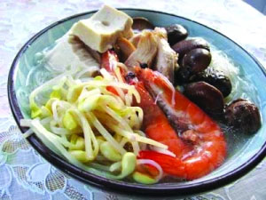 年后“存货”别浪费 煲一锅美味杂烩粉丝汤