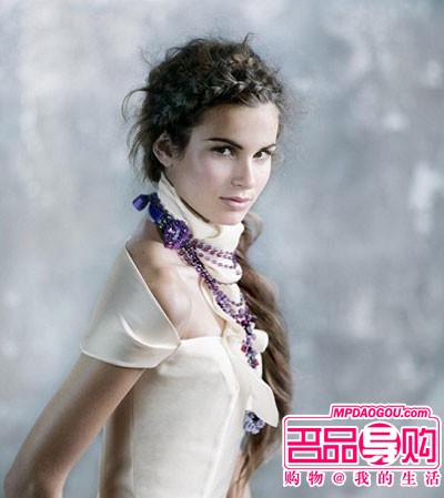 盘点潮流复古婚纱的必备元素
