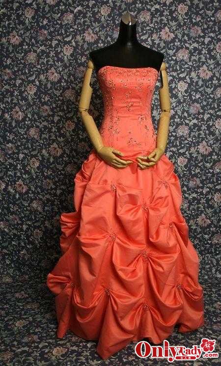 八大品牌主打婚纱礼服大集锦