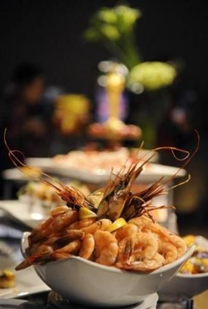奥斯卡晚宴美食曝光 大马哈鱼巧变小金人