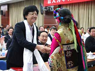 “新农村新家庭计划”造福川滇藏农牧民[组图]