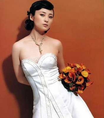参考：明星美若天仙新娘妆容