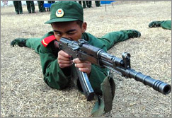 温州边防新兵百炼成钢[图]