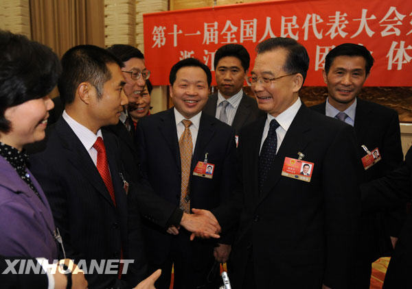3月9日，中共中央政治局常委、国务院总理温家宝参加十一届全国人大二次会议浙江代表团的审议。