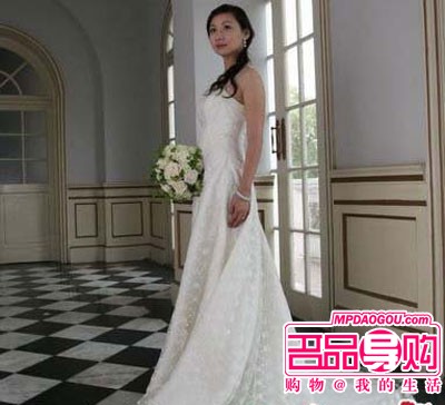 全球最美的十款婚纱_2018婚纱主打款(3)