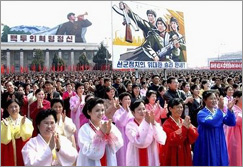 朝鲜10万军民盛大集会庆祝卫星发射活动[组图]