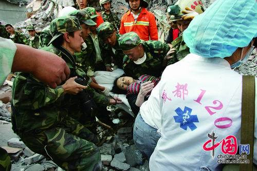 汶川重生——5.12強烈地震後一年的人與城[組圖]