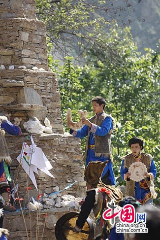 重建精神家園 第二屆汶川古羌節(jié)隆重舉行[組圖]