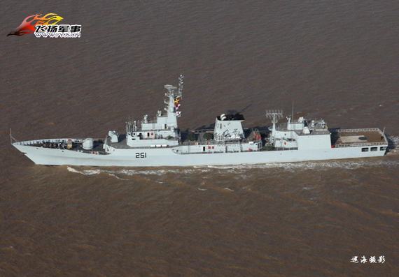 首批2艘中国造F22P护卫舰年底交付巴海军[组图]