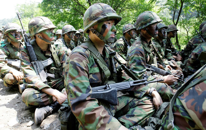 韩国陆军举行海岸哨所军事演习组图
