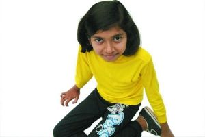 印度9岁女童成全球最小CEO 不玩芭比玩网站[组图]