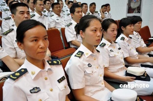 7月15日，中國海軍第三批護(hù)航編隊(duì)誓師動(dòng)員大會(huì)在浙江舟山某部隆重舉行。