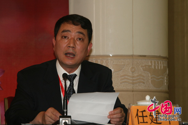 2009年7月26日，中国五台山第二十届国际旅游月新闻发布会上，五台县人民政府县长任建华出席并发表讲话。 