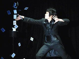 2009年北京世界魔术大会开幕 众魔术师“斗法”[组图]