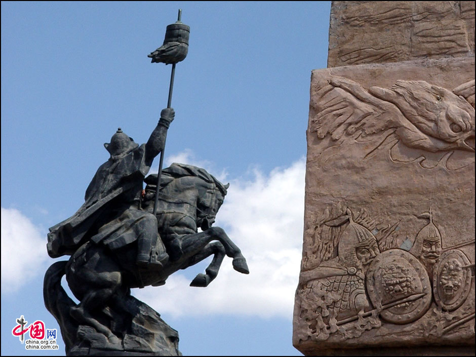 高清大图:金戈铁马成吉思汗陵墓(组图)