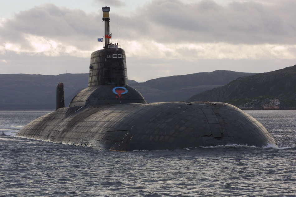 世界最大核潜艇被重新激活组图