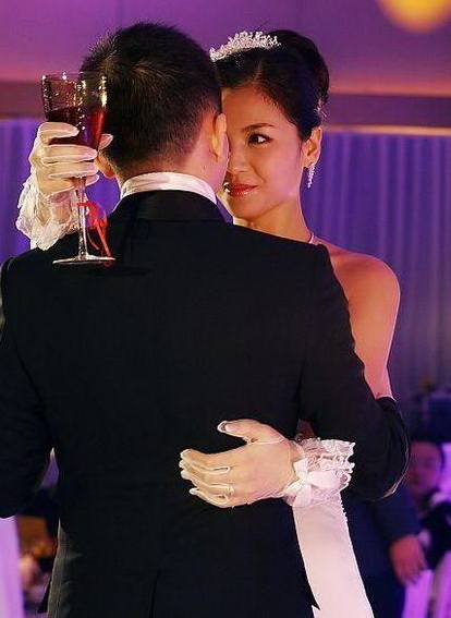 闪婚明星: 刘涛 王珂 _中国网