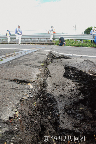 日本骏河湾地震造成东京至名古屋交通大动脉中