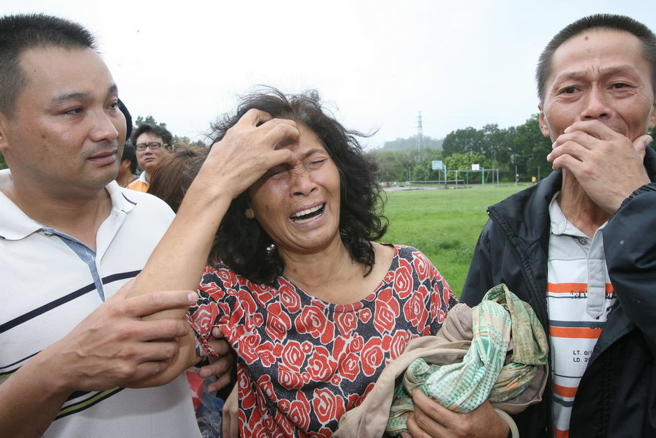 台湾高雄一村庄被泥石流掩埋 600余人下落不明[组图]