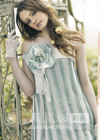 jill大姐姐_jill stuart 婚纱(3)